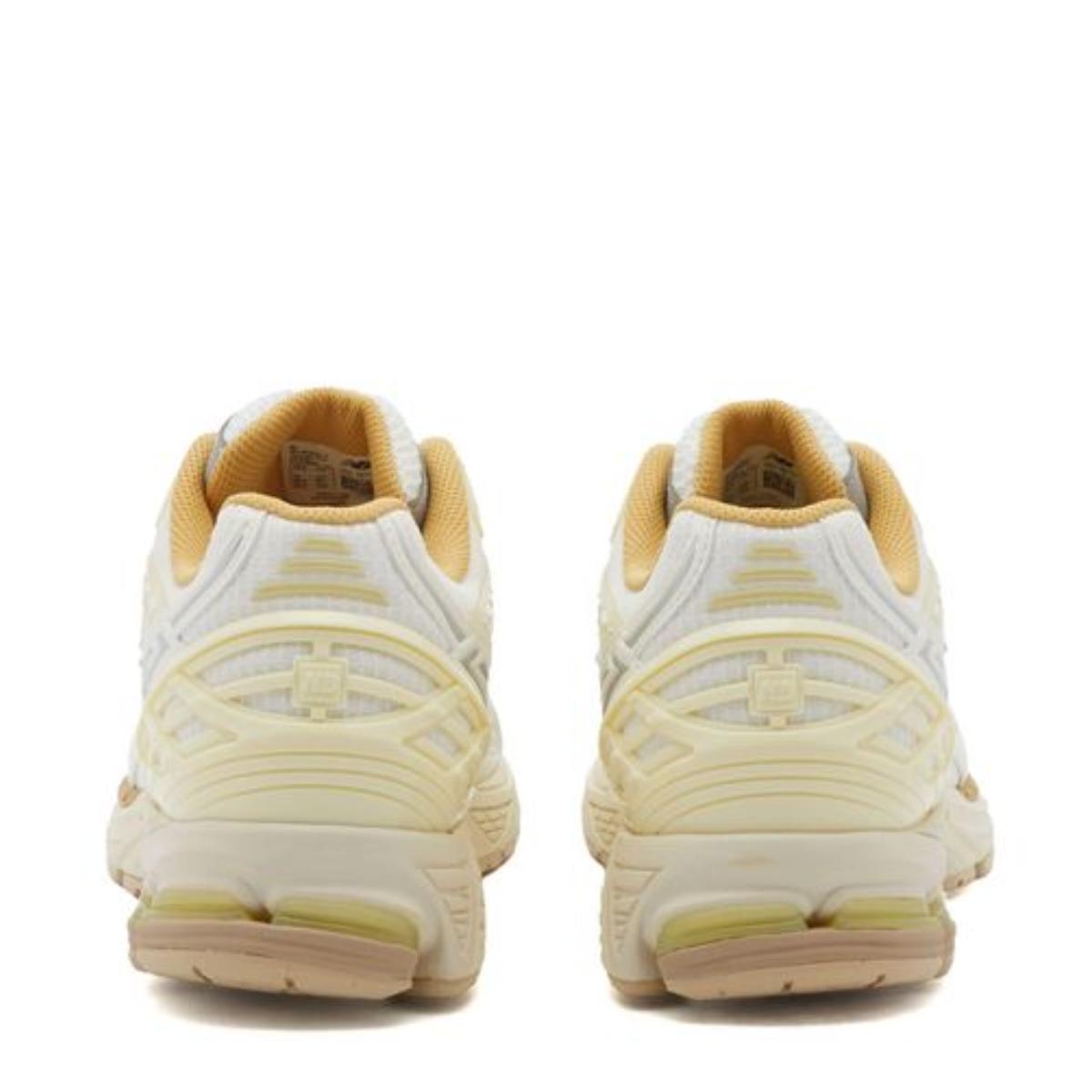 Phối đồ cùng New Balance 1906R Lunar New Year M1906NLY