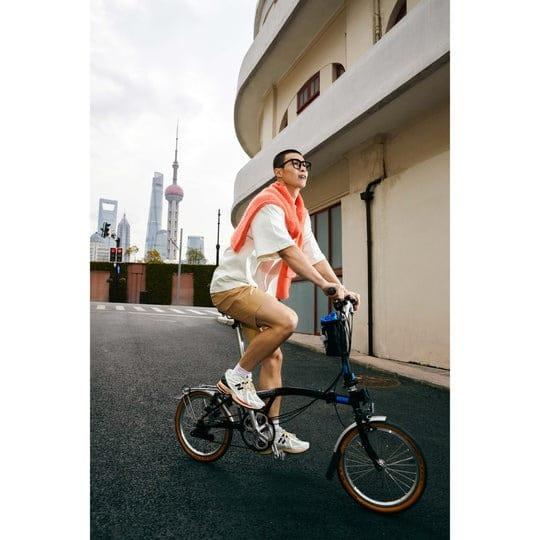 New Balance 1906R M1906RR phối cùng trang phục hàng ngày