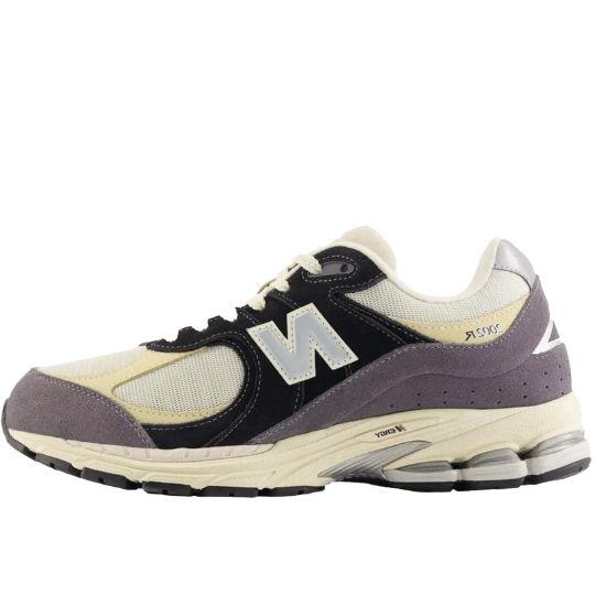 Giày New Balance 2002R Magnet Sandstone M2002RSH nhìn từ bên hông