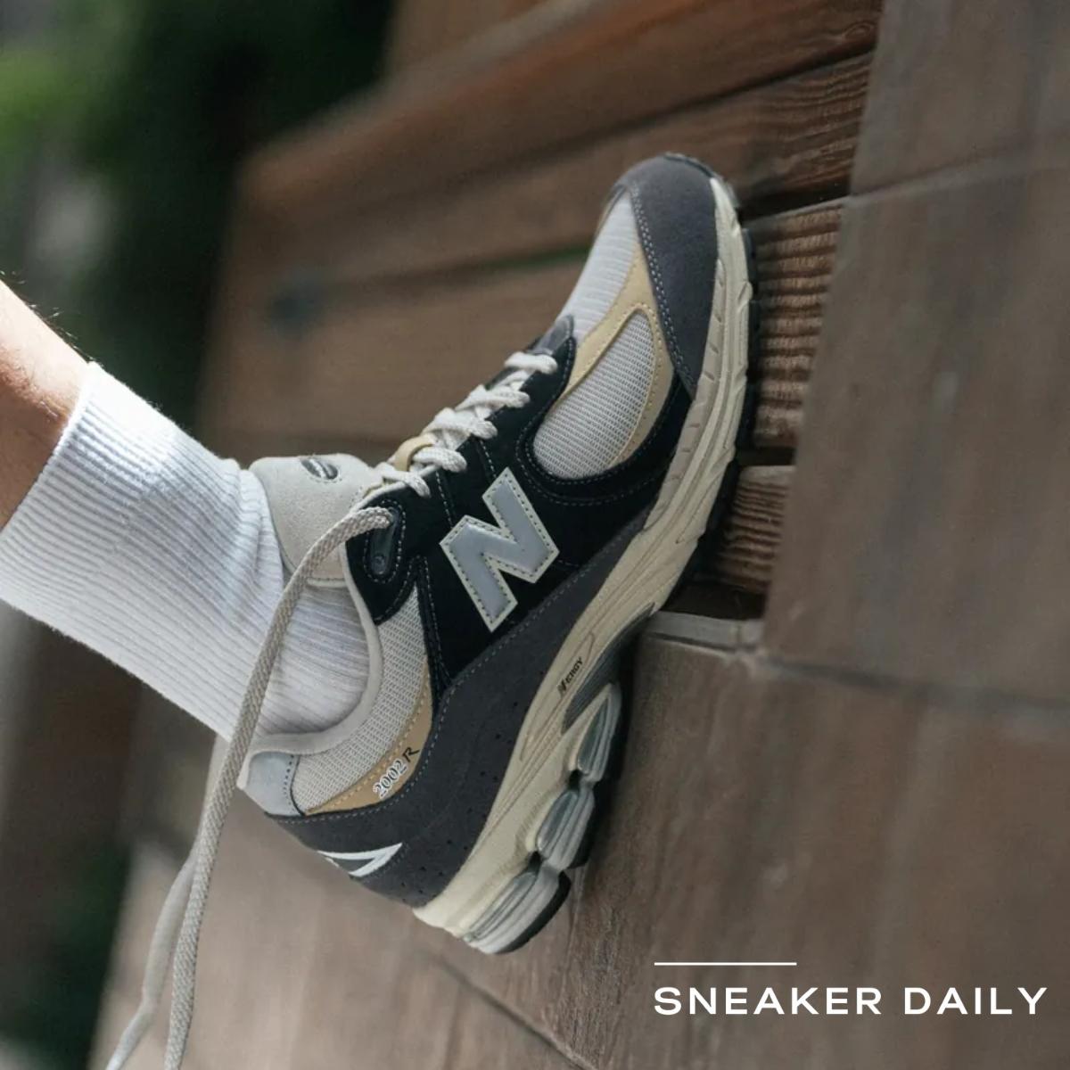giay-new-balance-2002r-magnet-sandstone-m2002rsh-10