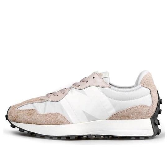 Giày New Balance 327 Grey Beige WS327SFA nhìn tổng thể từ bên hông