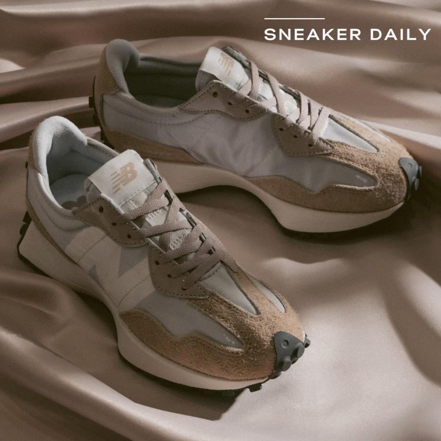 Đế giữa nổi bật và silhouette retro của New Balance 327 Grey Beige