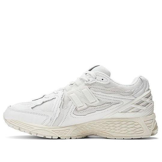 Giày New Balance 1906R Protection Pack White M1906DE nhìn tổng thể