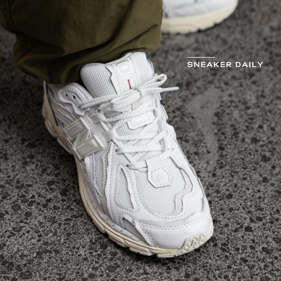 Đế ABZORB và N-ergy trên New Balance 1906R Protection Pack White