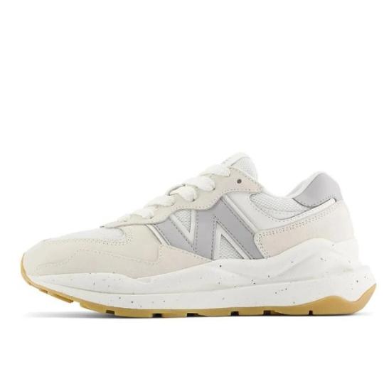 Giày New Balance NB 5740 Pure White Gum W5740UDF phối trắng đế gum