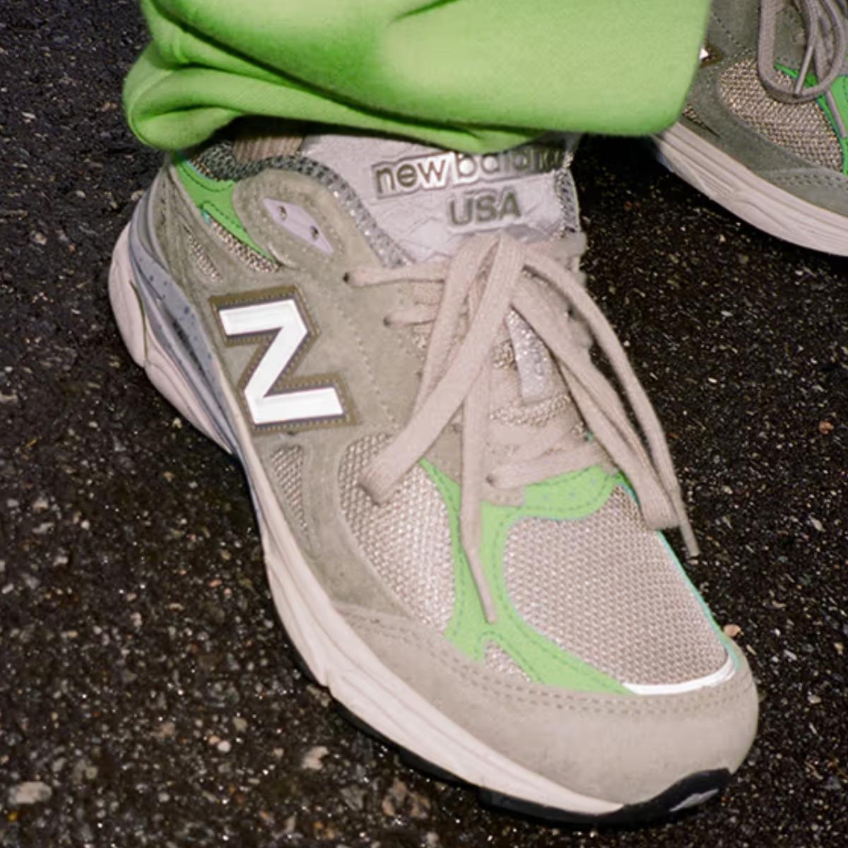 giay-new-balance-patta-x-990v3-made-in-usa-keep-your-family-close-m990pp3-3